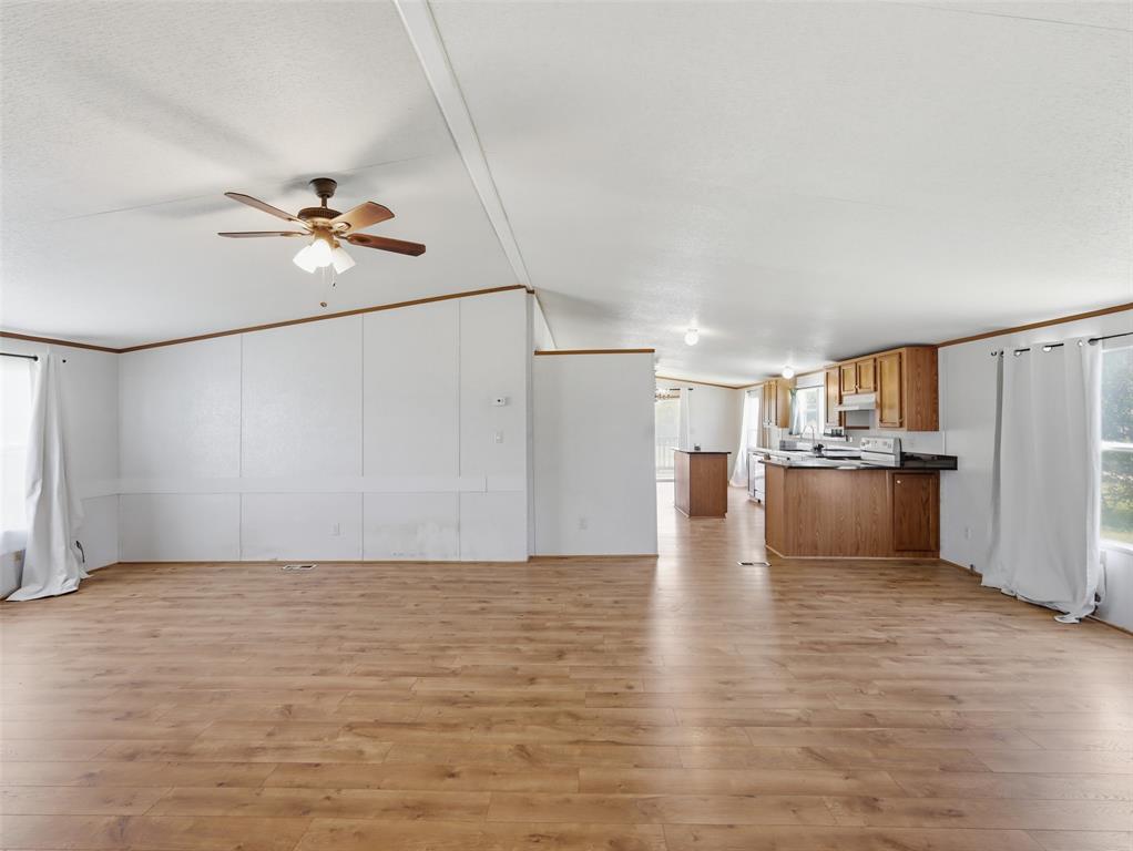 201 Oak Street Blue Ridge, TX 75424 - Photo 4 of 35