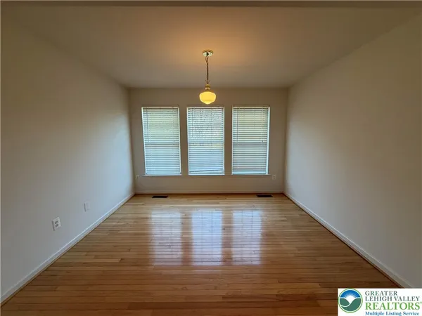 $2,500 | 4516 Eagle Court, Center Valley, PA 18034