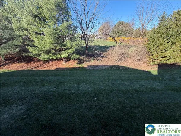 $2,500 | 4516 Eagle Court, Center Valley, PA 18034