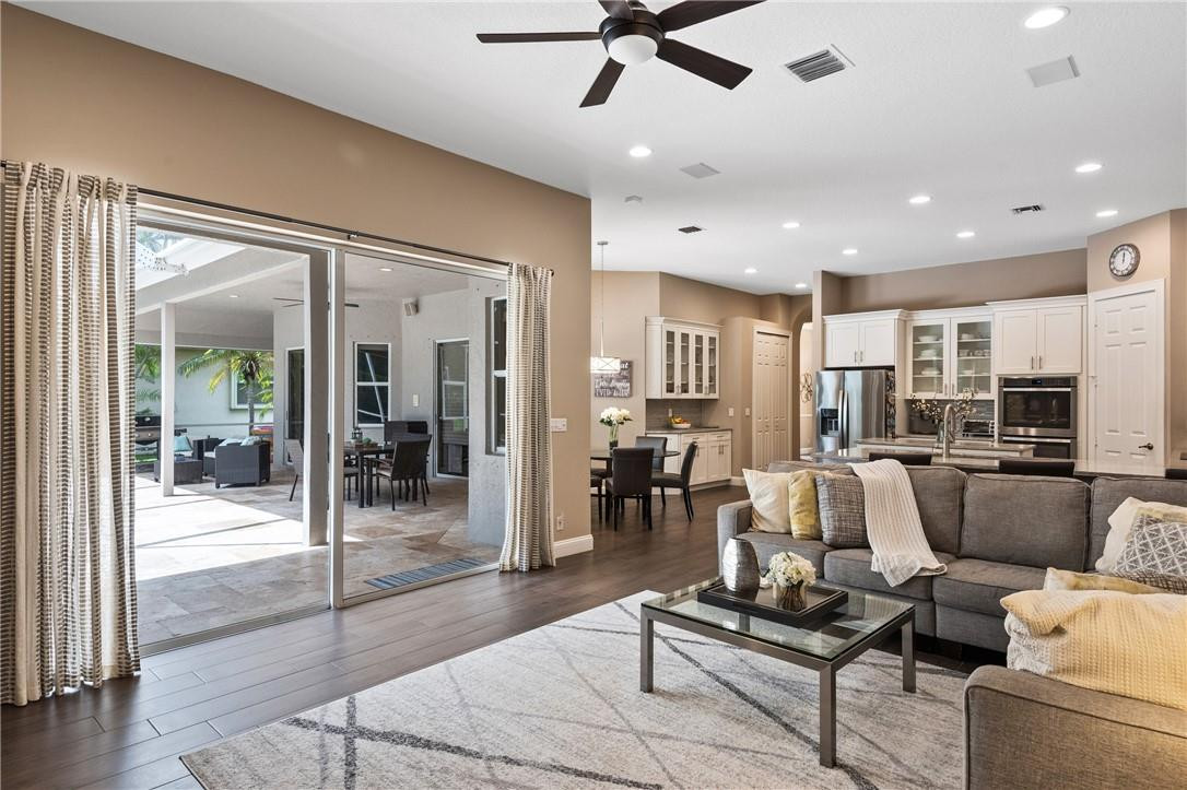 21278 Falls Ridge Way Boca Raton, FL 33428 - Photo 13 of 42 Photo 13