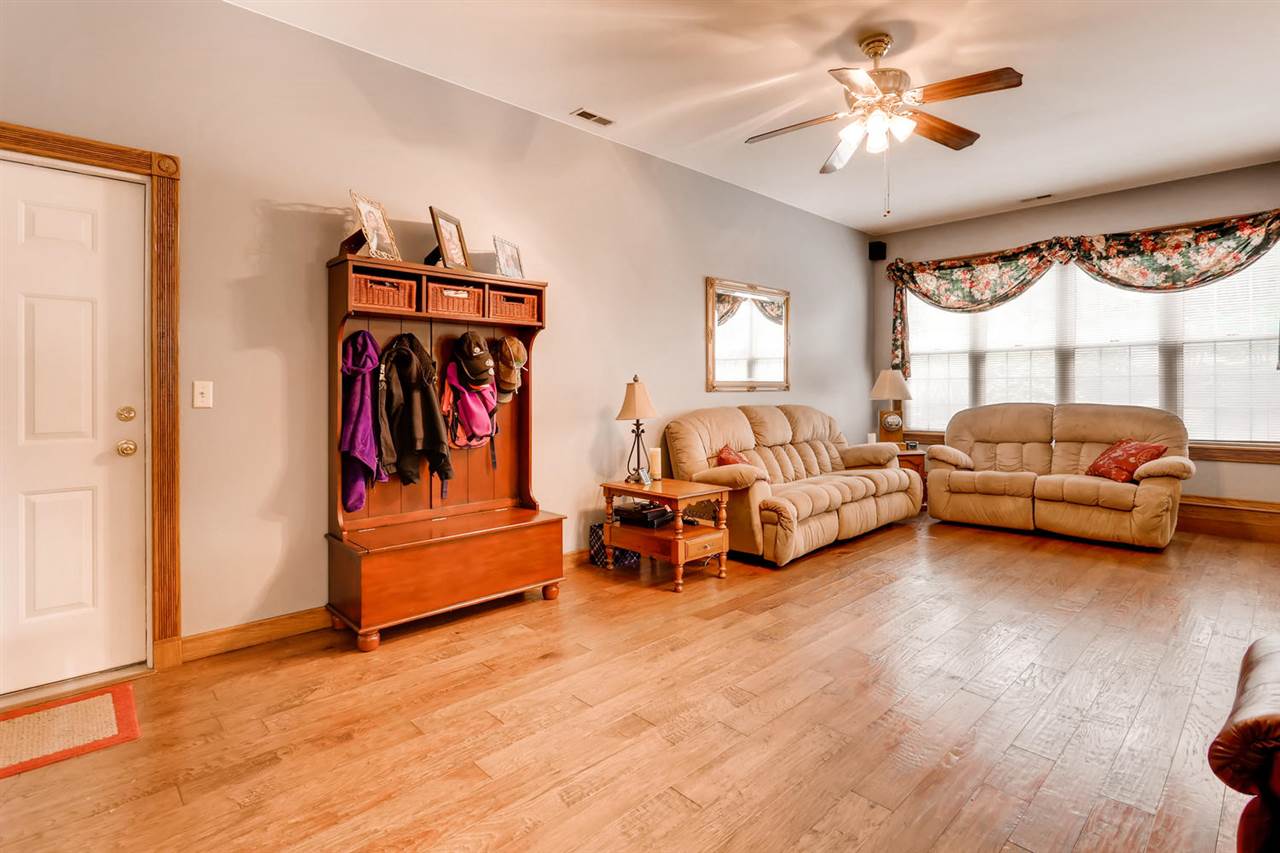 2800 North Red Bank Road Evansville, IN 47720 - Photo 13 of 33 Gallery Image 13