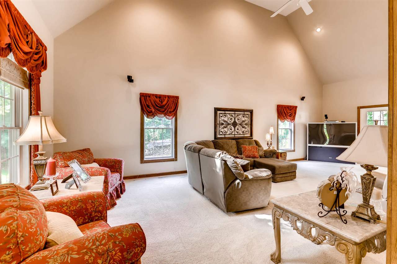 2800 North Red Bank Road Evansville, IN 47720 - Photo 5 of 33 Gallery Image 5
