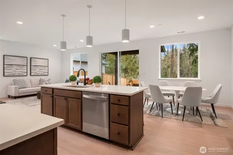 $749,950 | 1415 Southwest 122nd Street, Unit A, Burien, WA 98146