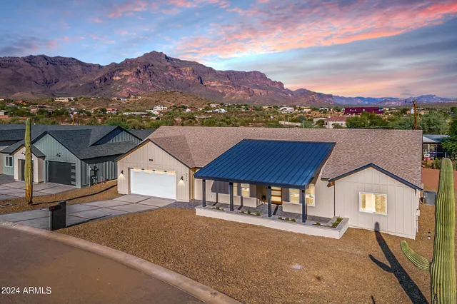 $1,070,000 | 3939 South Veronica Lane, Gold Canyon, AZ 85118