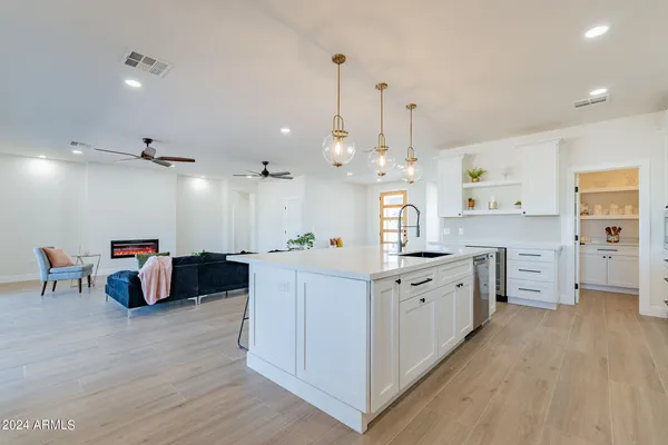 $1,050,000 | 3939 South Veronica Lane, Gold Canyon, AZ 85118