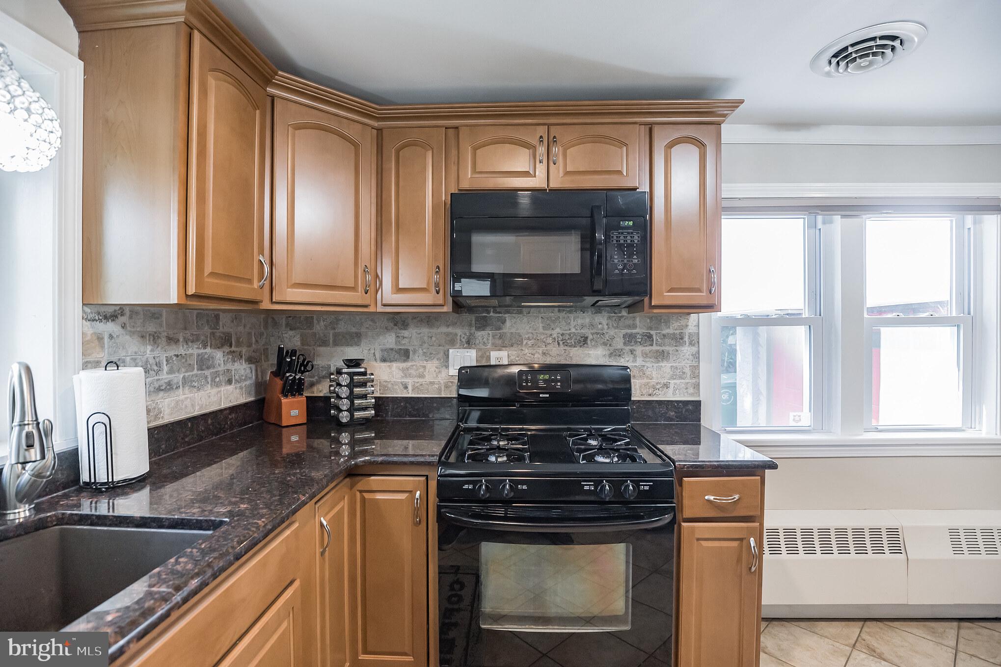 709 Kresson Road Cherry Hill, NJ 08003 - Photo 7 of 36