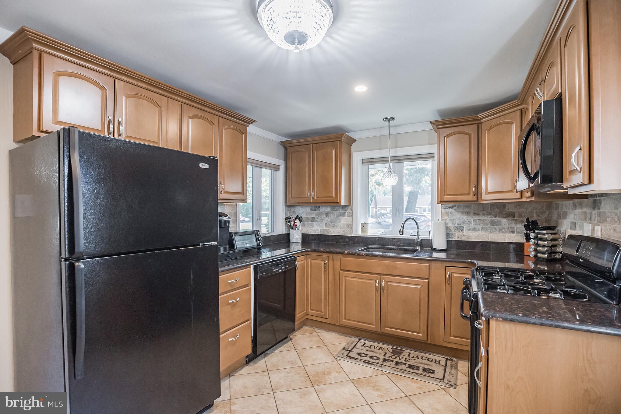 709 Kresson Road Cherry Hill, NJ 08003 - Photo 8 of 36