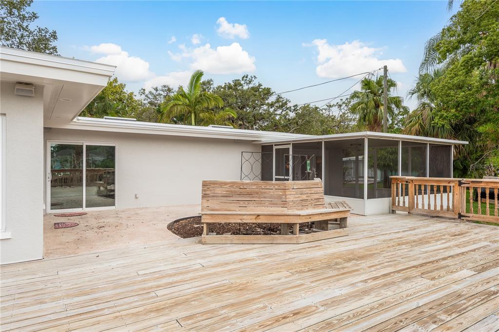 12 Bayou Lane Palm Harbor, FL 34683 - Photo 37 of 52