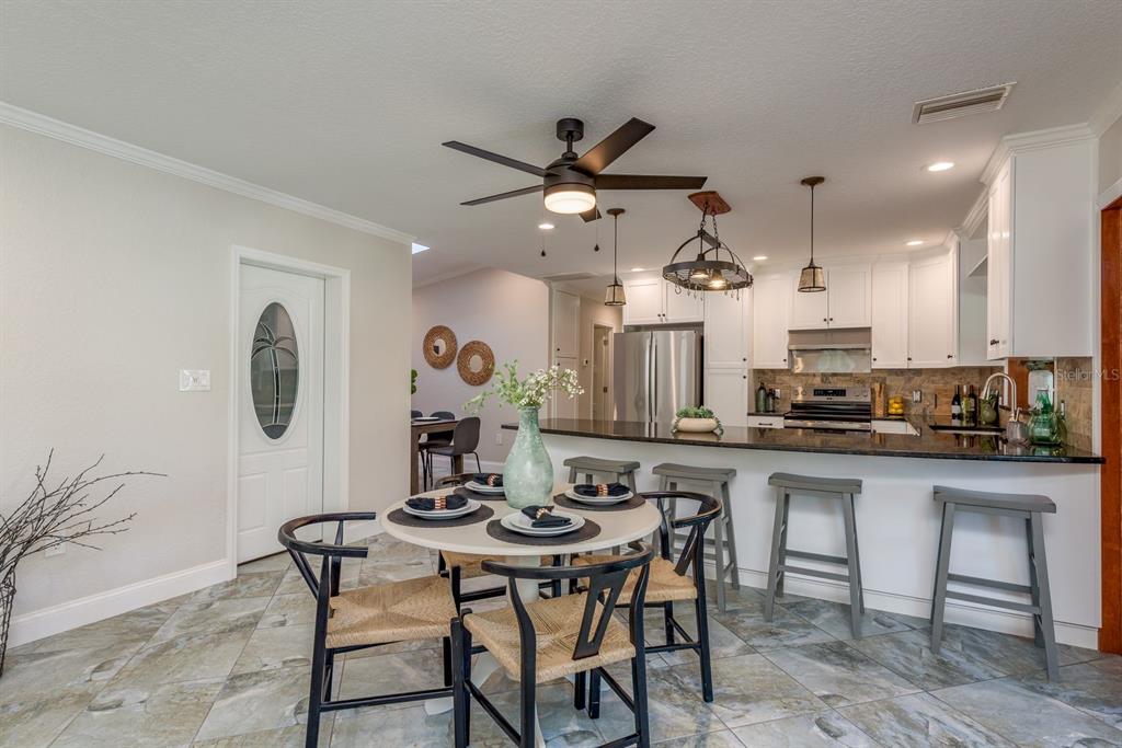 12 Bayou Lane Palm Harbor, FL 34683 - Photo 9 of 52