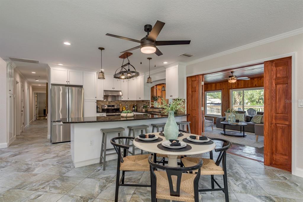 12 Bayou Lane Palm Harbor, FL 34683 - Photo 10 of 52