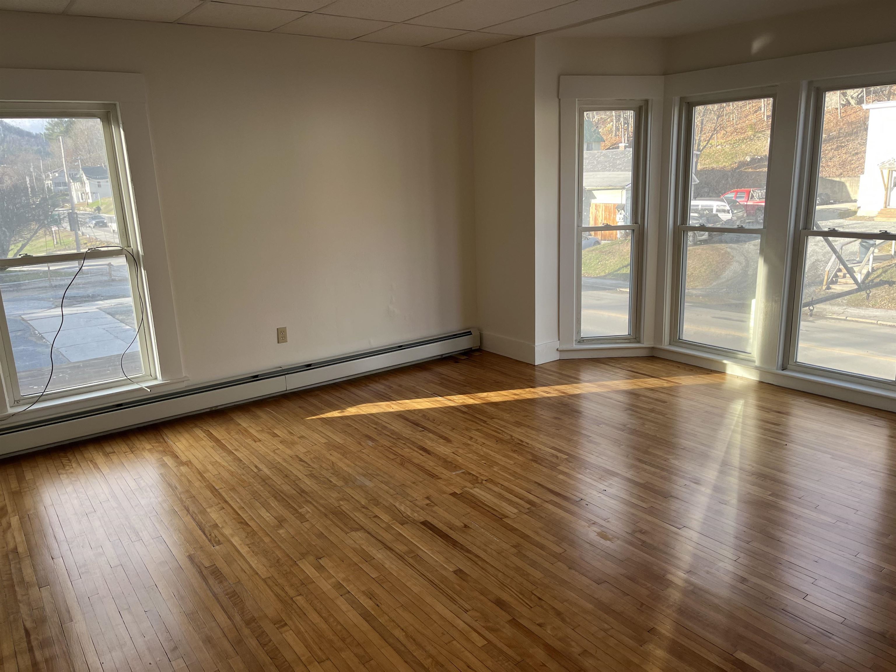 281 Main Street, Unit 2 Littleton, NH 03561 - Photo 3 of 9