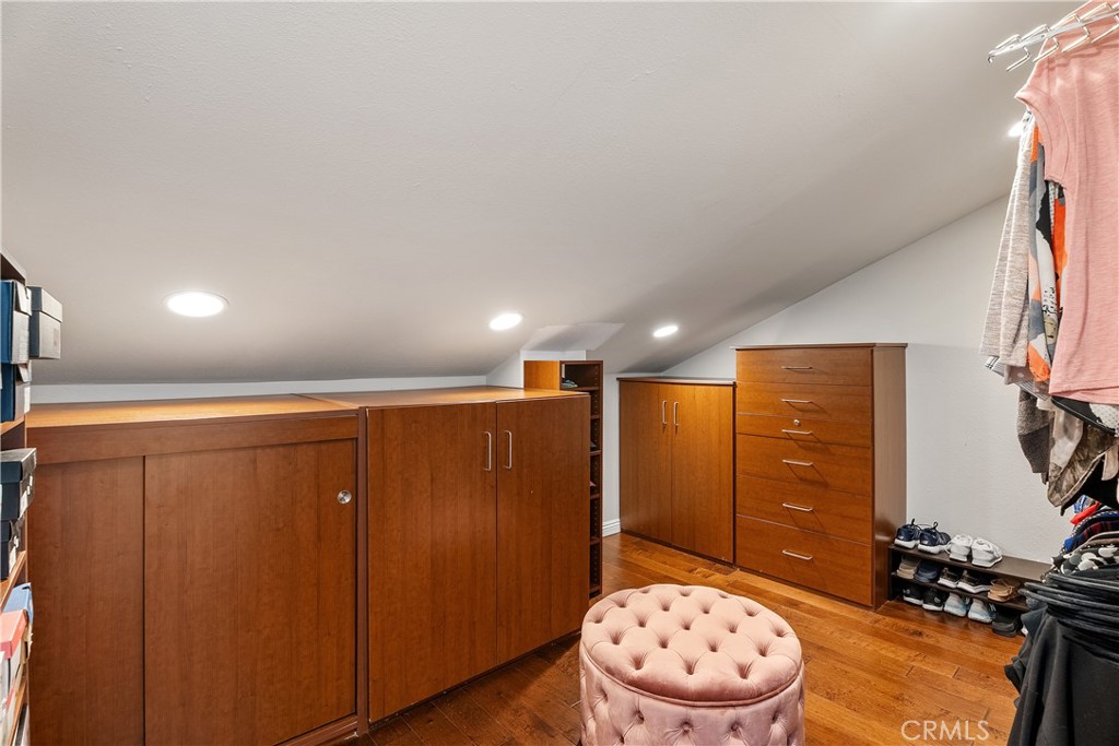 31041 Augusta Drive Laguna Niguel, CA 92677 - Photo 20 of 35 a very nice looking room with a large tree