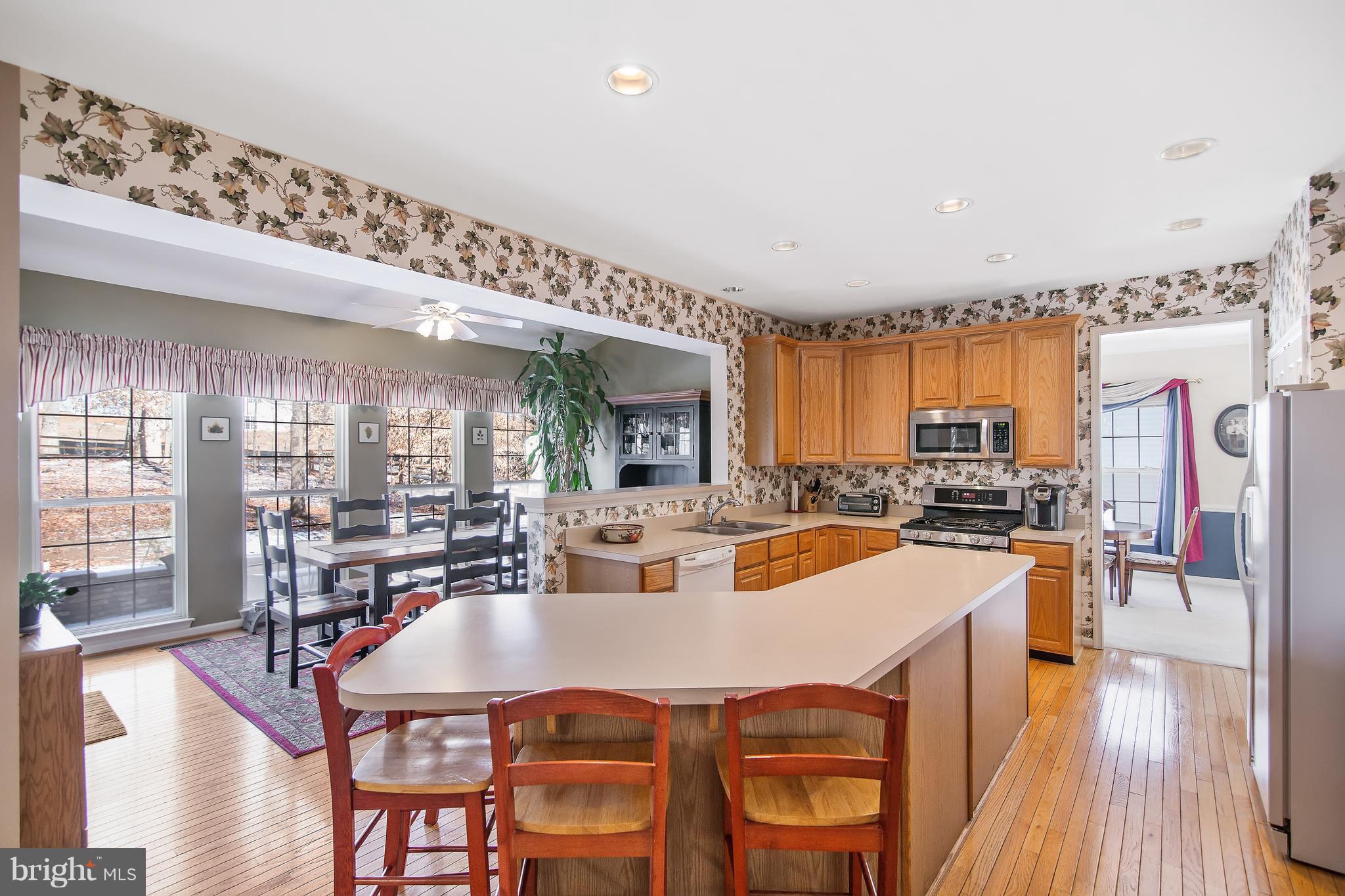 6430 Spring Forest Road Frederick, MD 21701 - Photo 4 of 28 Kitchen/extended island