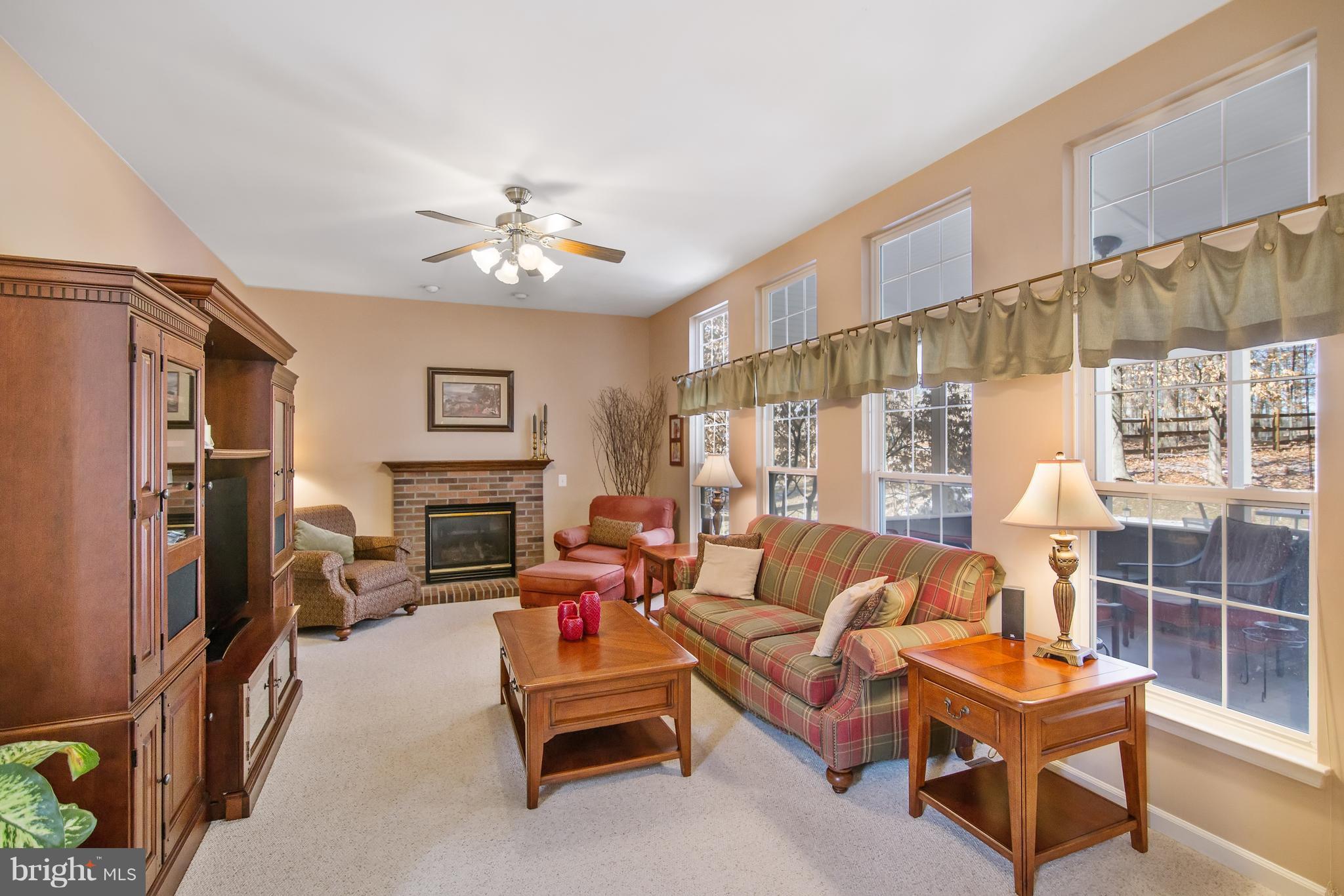 6430 Spring Forest Road Frederick, MD 21701 - Photo 8 of 28 Family Room