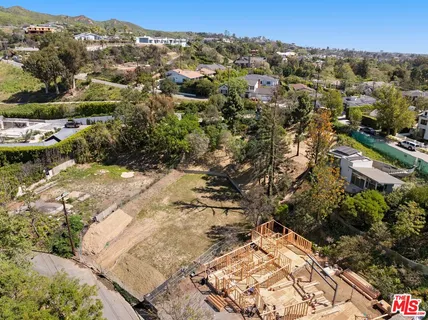 $3,895,000 | Undisclosed Address, Pacific Palisades, CA 90272