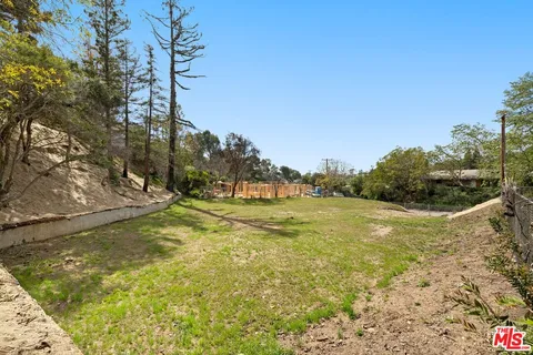 $3,895,000 | Undisclosed Address, Pacific Palisades, CA 90272