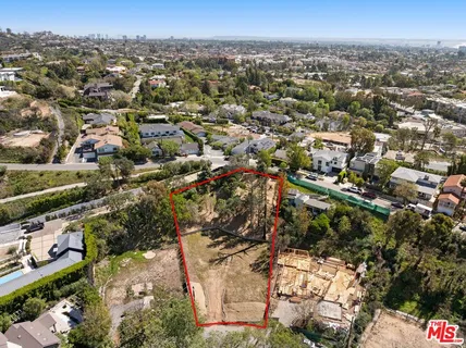 $3,895,000 | Undisclosed Address, Pacific Palisades, CA 90272