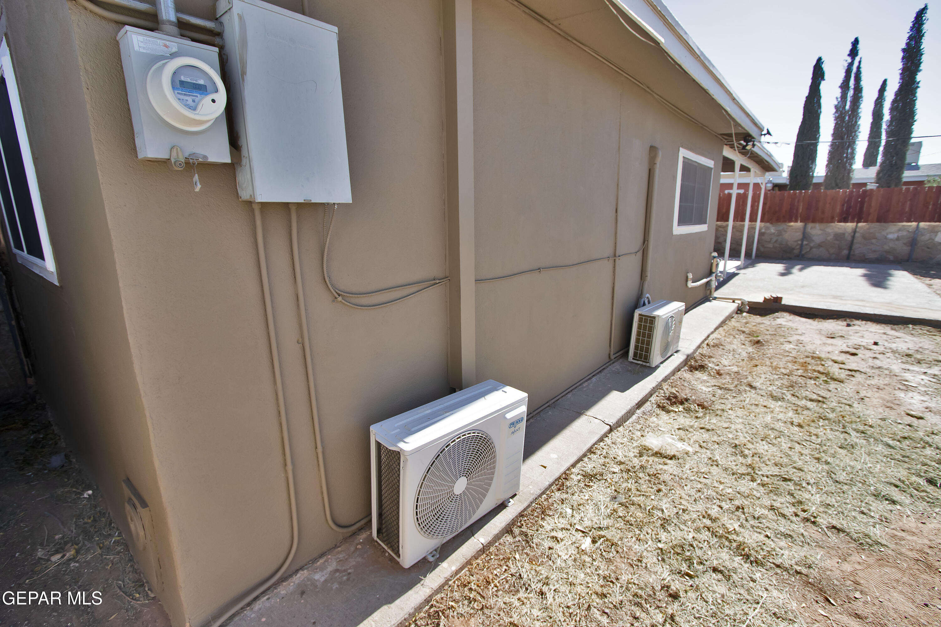 8415 Mt Ranier Drive El Paso, TX 79904 - Photo 66 of 69 a view of storage and utility room with washer and dryer