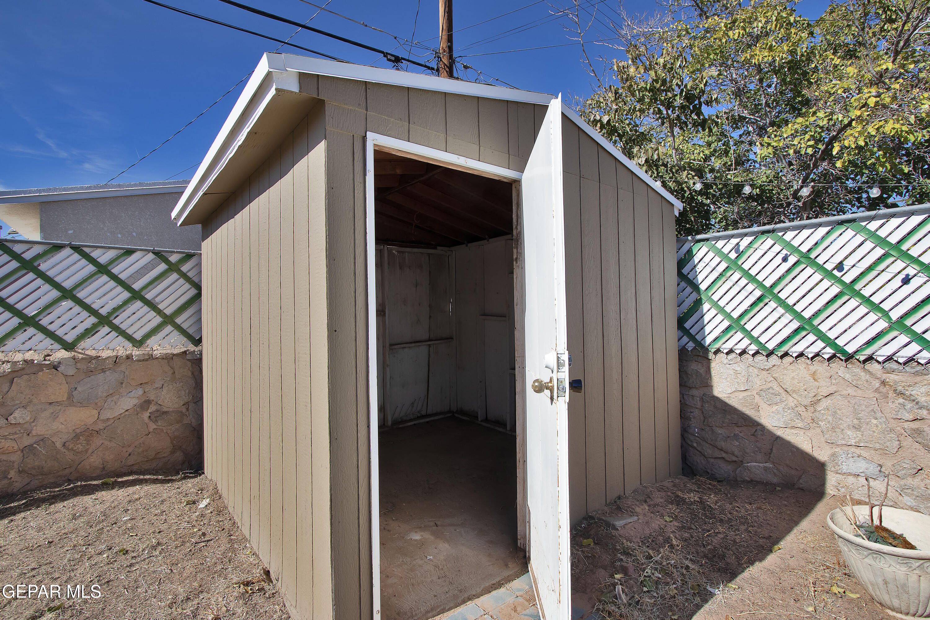 8415 Mt Ranier Drive El Paso, TX 79904 - Photo 67 of 69 Shed