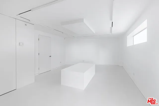 $175,000 | 15210 Antelo Place, Los Angeles, CA 90077