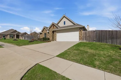 $369,000 | 9302 Diane Court, White Settlement, TX 76108