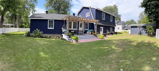$489,500 | 209 East Main Street, Hounsfield, NY 13685