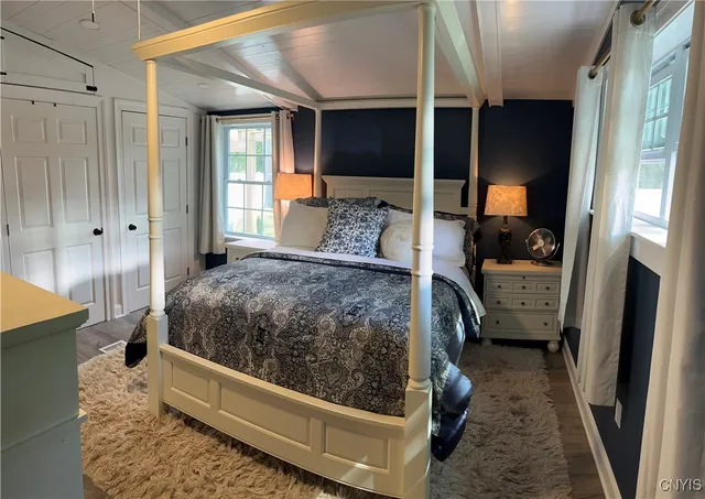 $489,500 | 209 East Main Street, Hounsfield, NY 13685