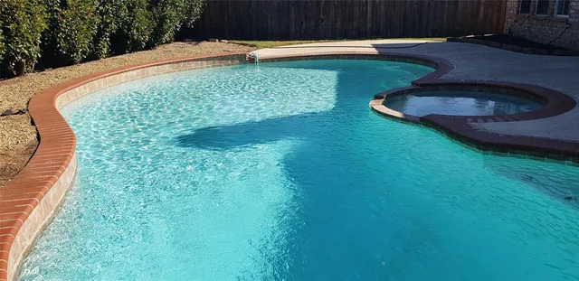 a view of an outdoor space