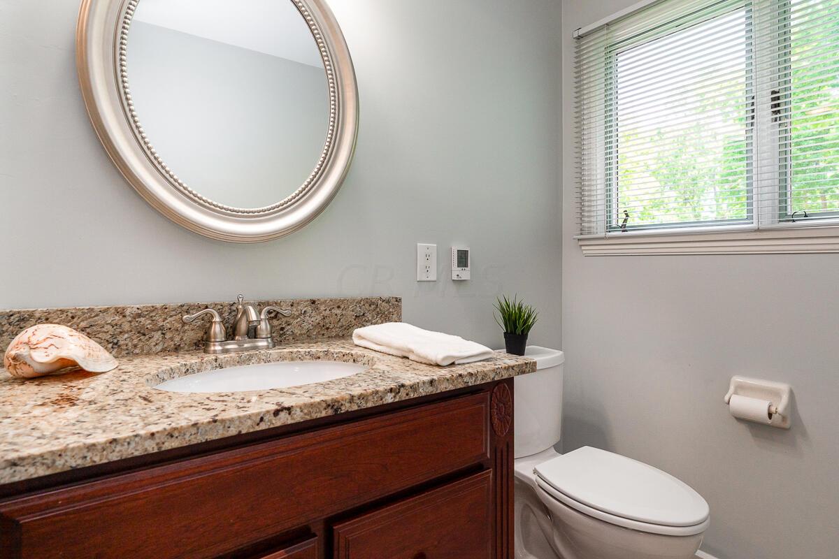 2100 Sheringham Road Columbus, OH 43220 - Photo 25 of 63 2100 Sheringham Rd-54