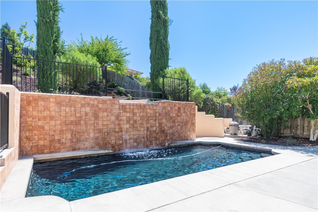 781 Angus Street Paso Robles, CA 93446 - Photo 28 of 34