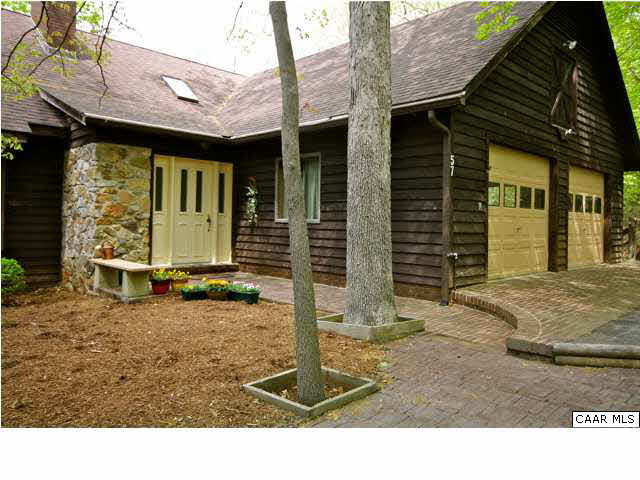 57 Laguna Road Palmyra, VA 22963 - Photo 2 of 32 a view of a house with a patio