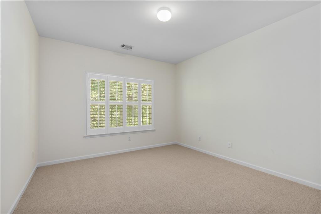 1886 Greystone Oaks Way Atlanta, GA 30345 - Photo 24 of 30