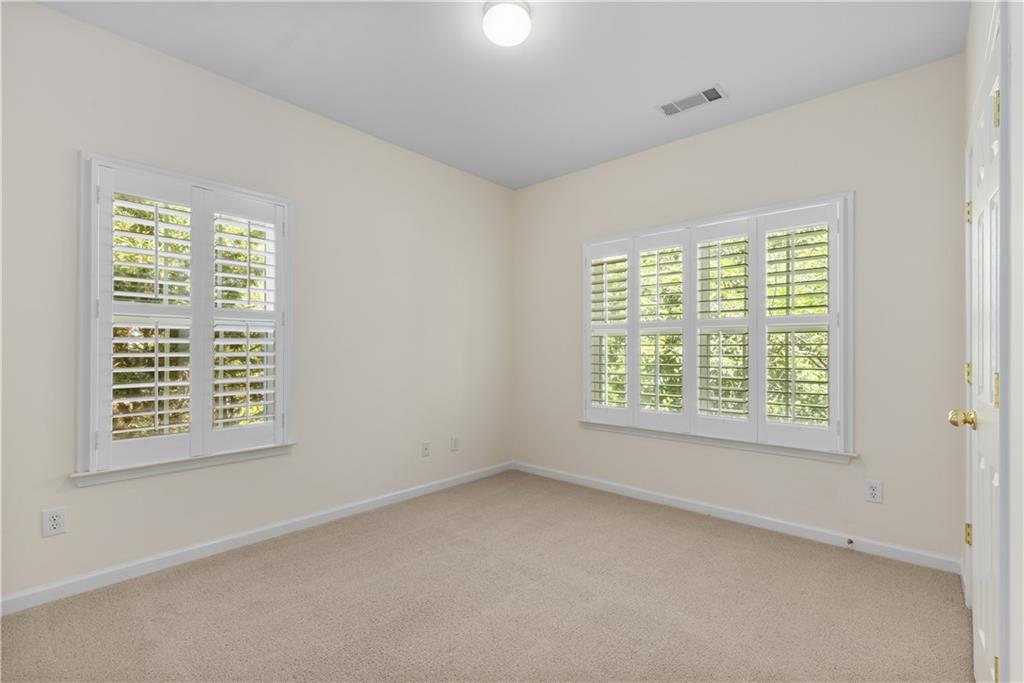 1886 Greystone Oaks Way Atlanta, GA 30345 - Photo 25 of 30