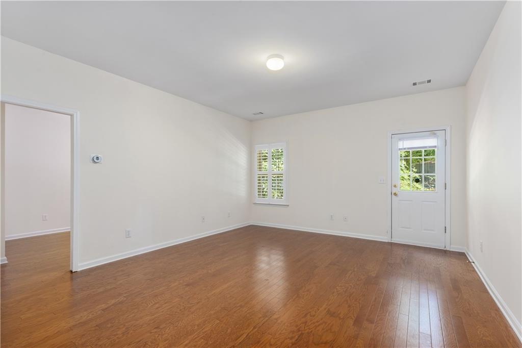 1886 Greystone Oaks Way Atlanta, GA 30345 - Photo 28 of 30