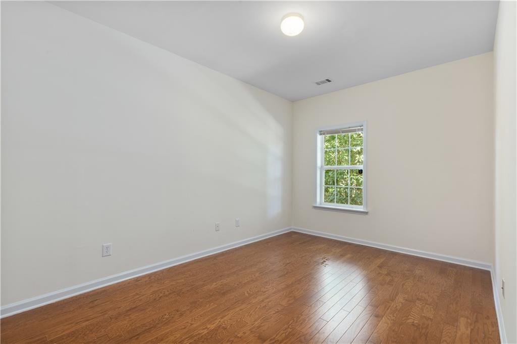 1886 Greystone Oaks Way Atlanta, GA 30345 - Photo 29 of 30