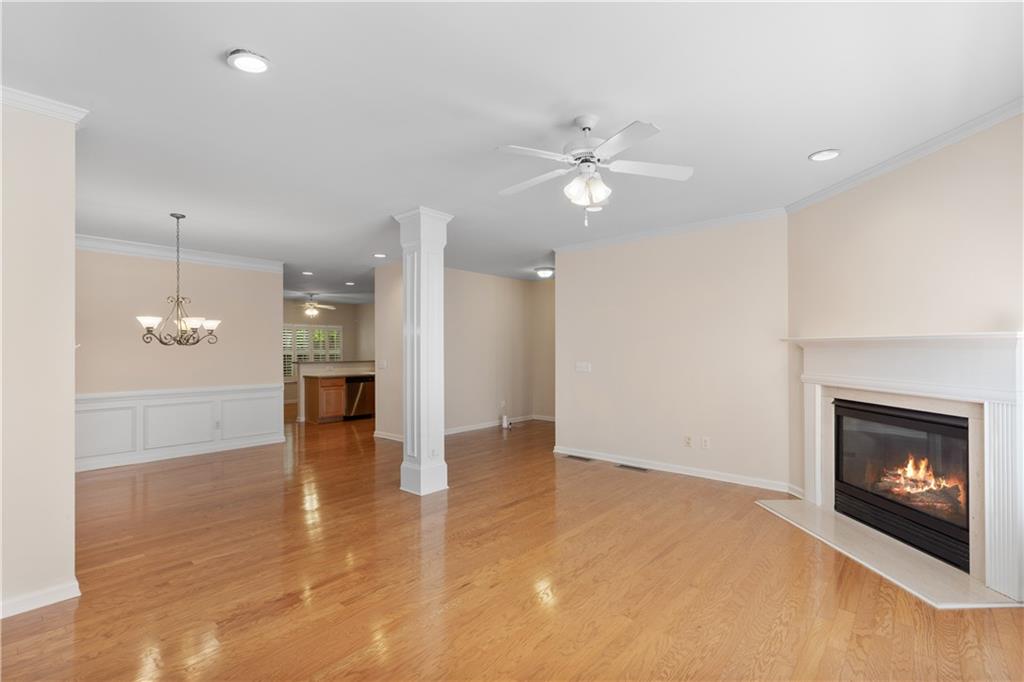 1886 Greystone Oaks Way Atlanta, GA 30345 - Photo 5 of 30