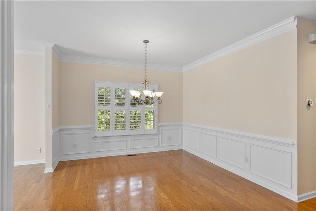 1886 Greystone Oaks Way Atlanta, GA 30345 - Photo 7 of 30
