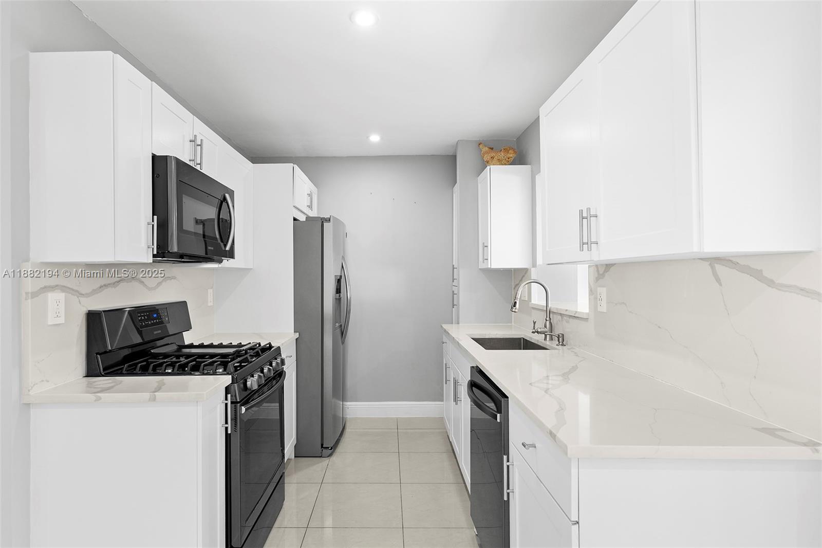 11800 Southwest 35th Street Miami, FL 33175 - Photo 11 of 48