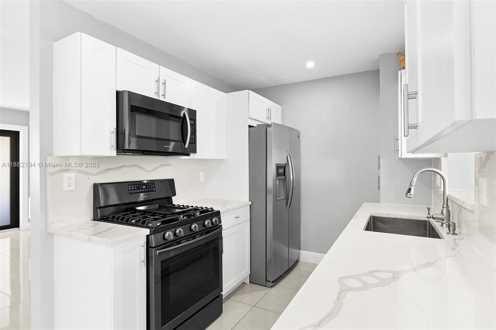 11800 Southwest 35th Street Miami, FL 33175 - Photo 12 of 48