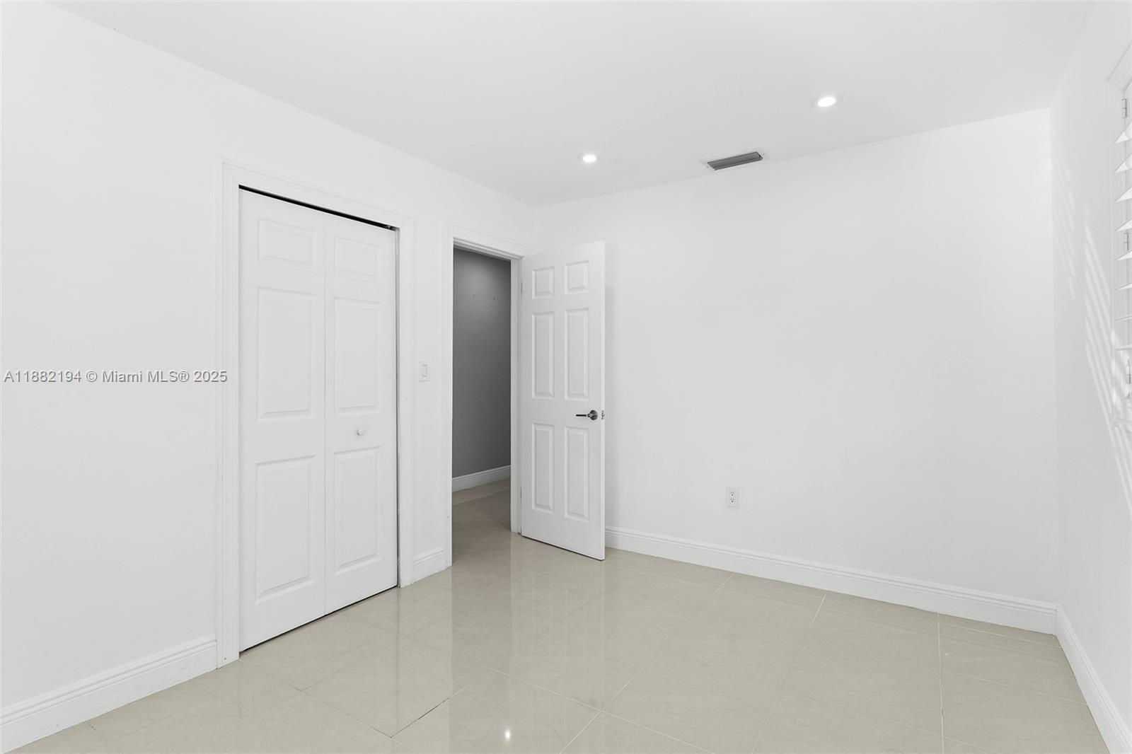 11800 Southwest 35th Street Miami, FL 33175 - Photo 36 of 48