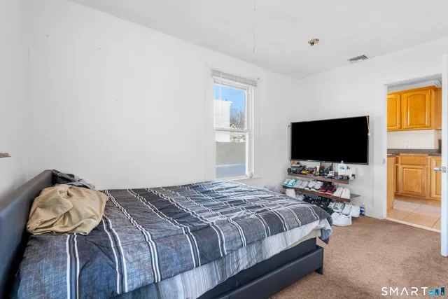 $360,000 | 124 Windsor Avenue, Meriden, CT 06451