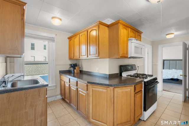 $360,000 | 124 Windsor Avenue, Meriden, CT 06451