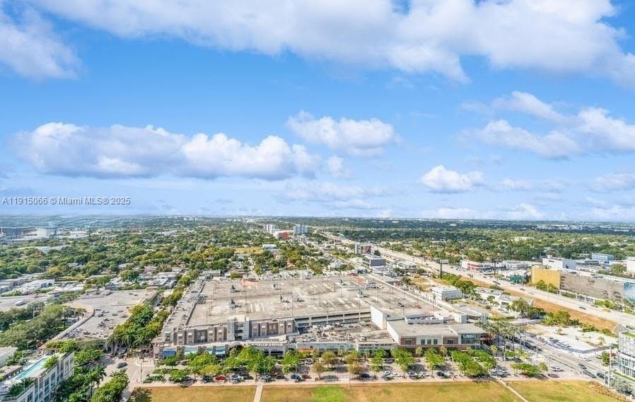 121 Northeast 34th Street, Unit 2811 Miami, FL 33137 - Photo 9 of 35 a view of a city