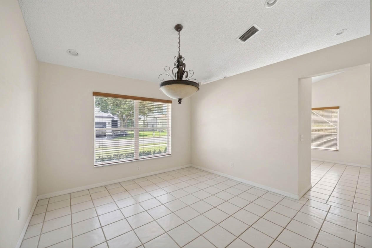 10870 Old Bridgeport Lane Boca Raton, FL 33498 - Photo 14 of 41 12