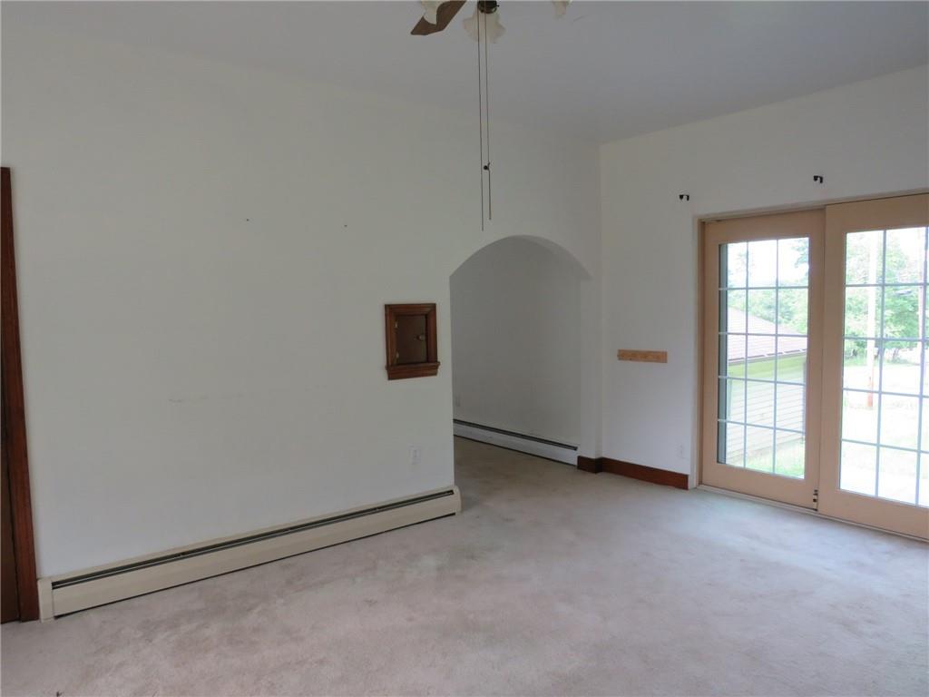 127 Maple Street Rochester, PA 15074 - Photo 23 of 39