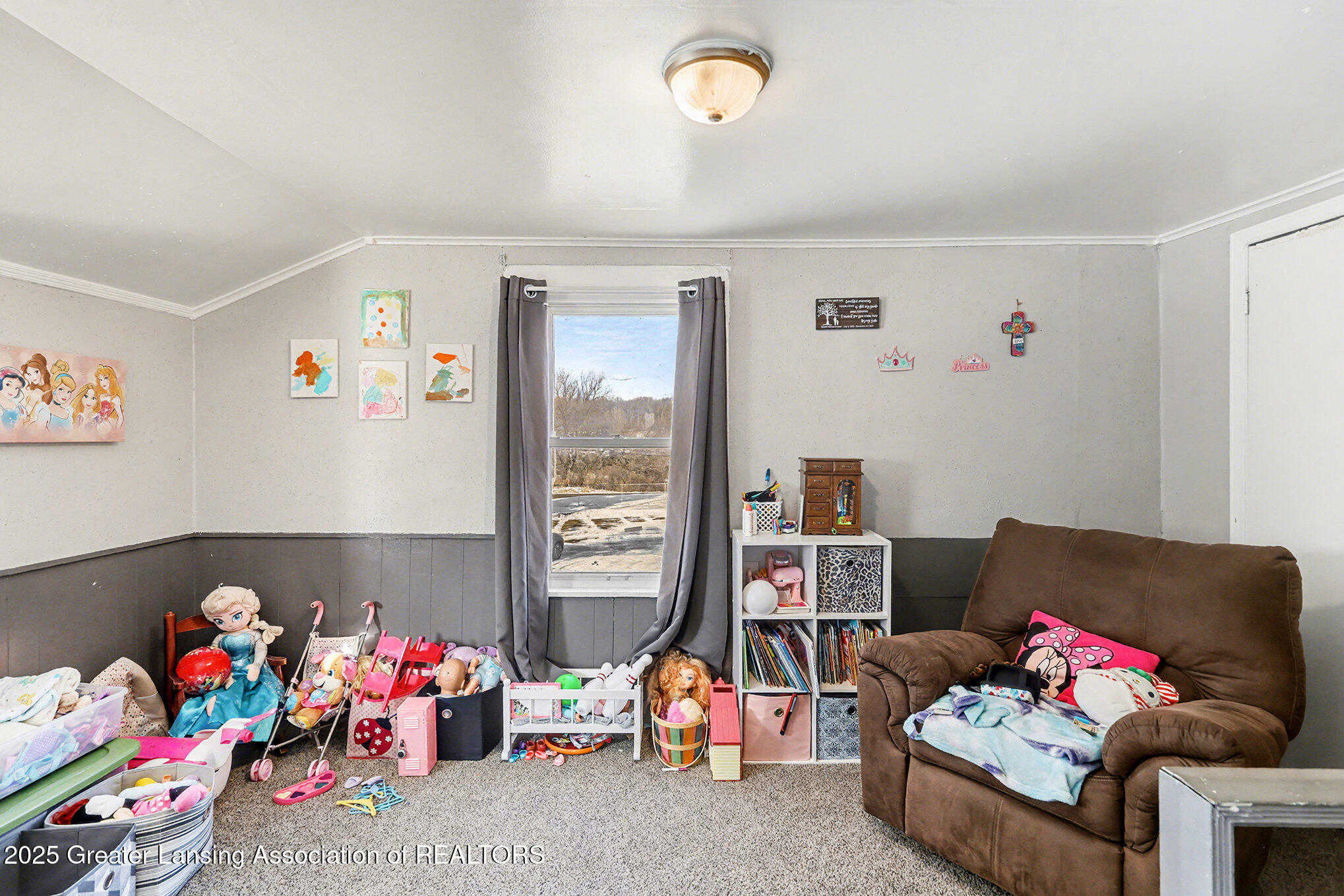 3931 Muma Road Parma, MI 49269 - Photo 16 of 29 Play Room Level 2