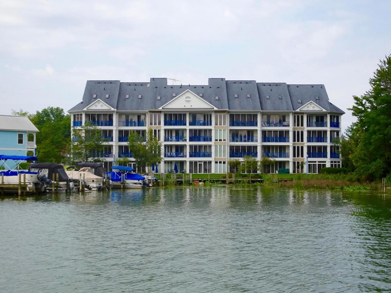 4401 Hunts Landing Road, Unit 204 Hebron, OH 43025 - Photo 1 of 24 20170811225139051409000000-o