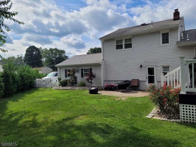 112 Sand Road Fairfield, NJ 07004 - Photo 19 of 19