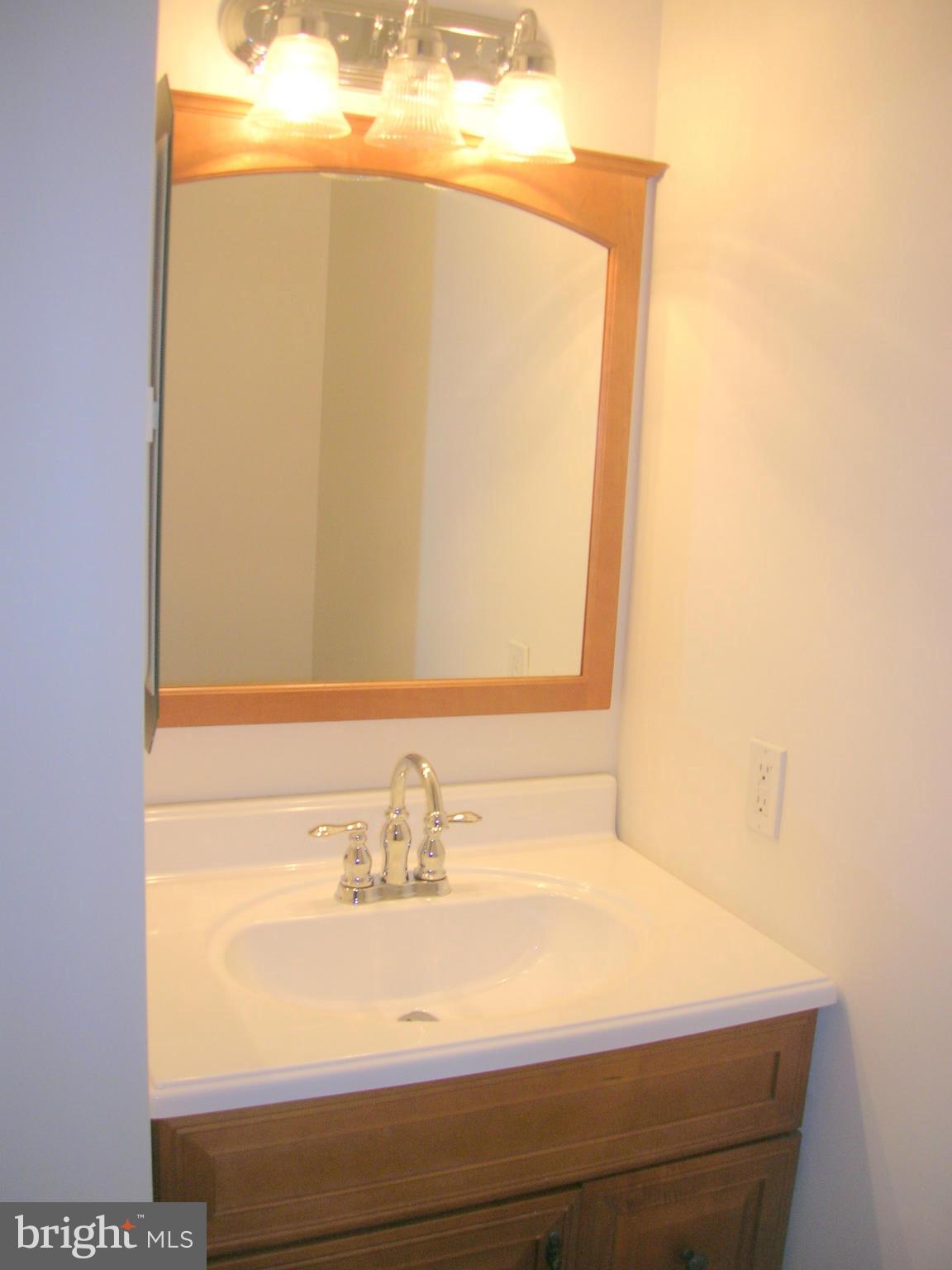 12800 Kahns Road Manassas, VA 20112 - Photo 14 of 30 Interior (General)