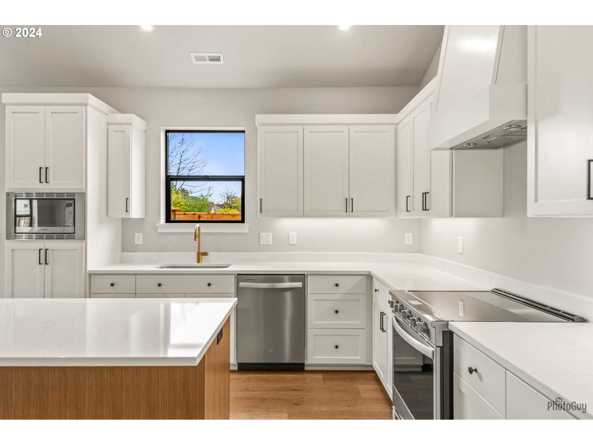 505 Buster Lane Eugene, OR 97404 - Photo 12 of 33